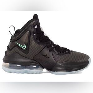 LeBron 19 -  Big Kid’s Basketball Shoe